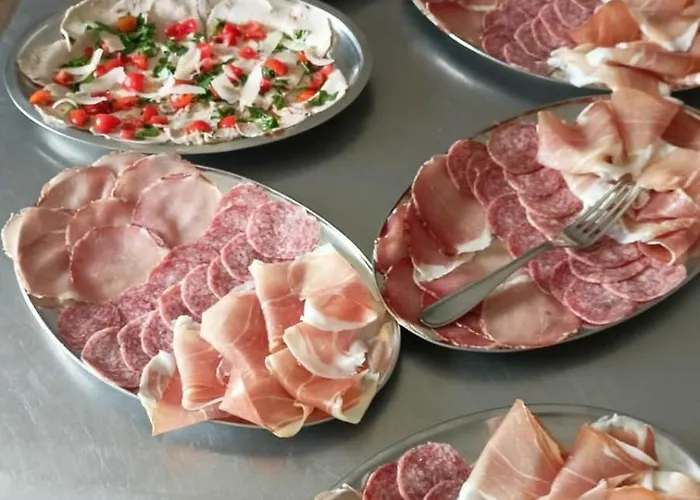 La Tana Del Cinghiale 农家乐 *